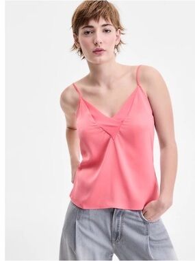 Hugo Boss Iecly V-neck top in coral color